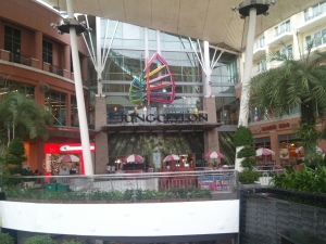 JungCeyLon, 比Jurong Point 大