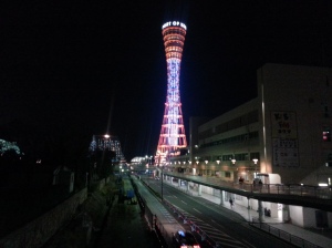 远观神户塔的雄伟。。。
